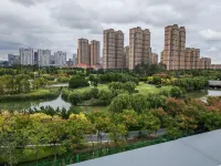 HanTing Hotel (Yantai Jinshatan Baoshuigang Xiqu Hotel) Hotels near Golden River Zoo