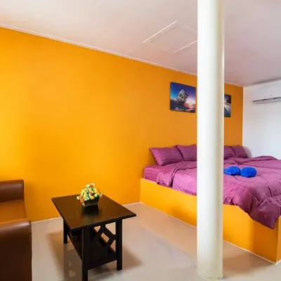 PRAKAI RESORT Hotels near Photharam Hospital