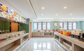 MEHOOD LESTIE Hotel (Nantong Rugao Baipu)