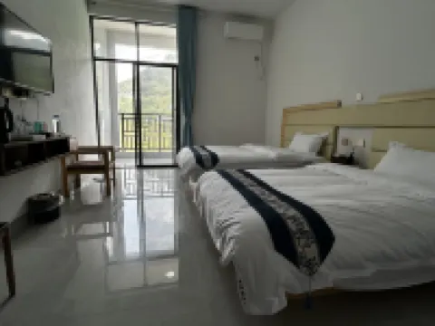 Fengshan Guiyou Sunshine Inn Hotels in Fengshan