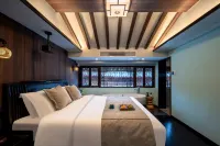 締煌名邸·私享靜謐中国式旅館(麗江古城木府) - 駐車場