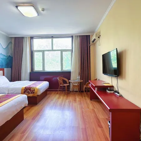 Luntai Lan Jun Hotel