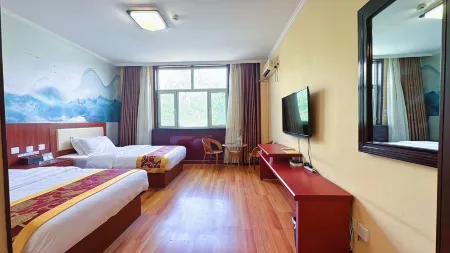 Luntai Lan Jun Hotel