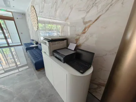 Jingqi Hotel (Beijing Tongzhou Friendship Hospital) Отели рядом с достопримечательностью «Суньчжуанский арт-квартал»