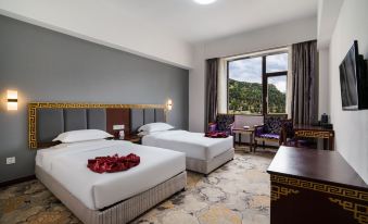 Lijin Resort Hotel (Chuanzhusi Tourist Center)