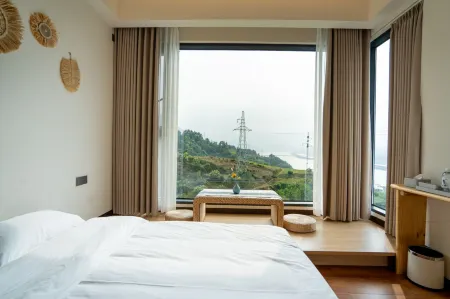 Shihengfeng Homestay (Sanxia Daba Tourist Area) Отели рядом с достопримечательностью «Interception Memorial Garden»