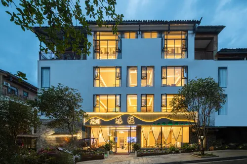 Xiangwang Boutique Stay (Libo Xiaoqikong Scenic Area East Gate Ticket Office)