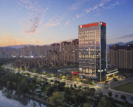 Hilton Garden Inn Ganzhou Longnan Hotel a Longnan