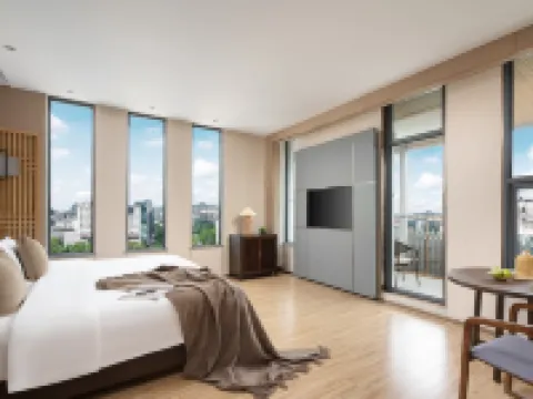 Xiangbishan Port House | City core stroll city center hotel (Guilin two rivers and four lakes store) Hotels in Guilin