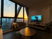 Scarletz KLCC @ Apartments By Gravity 【6mins Kuala Lumpur Tower（KL Tower） + Rooftop Infnity pool】 Отели рядом с достопримечательностью «Ампанг»