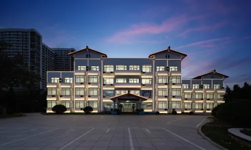 Floral Hotel·Mile Hotel（Xianluo Island Branch)