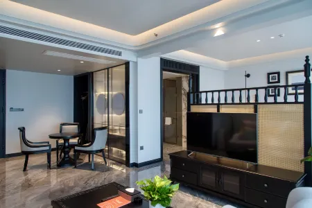 Allpoints Hotel