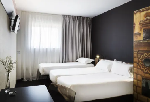 B&B Hotel Granada Hotels in 