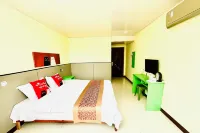 Lijiang Hotel (Xinyi Railway Station)