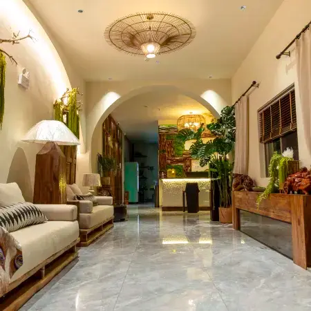 Fenglanju Jimi Audio-Visual Smart Homestay (Huize Ancient City)
