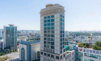 7. 롯데호텔 울산..