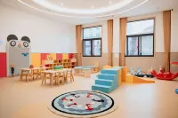 ZHONGDA LONGEASY · DAISHAN ELDERLY CARE SERVICE CENTER