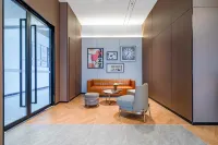 Homeinn Plus Hotel (Wenzhou Yueqing Hongqiao Yueqing East Station) - parkir