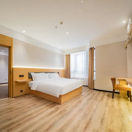 Lequ Zhixuan Hotel (Guanghan Night Market North Railway Station)