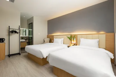 Pingshang Hotel (Kunming Nanping Pedestrian Street Kunhua Hospital) Hotel di Kawasan Perdagangan Pusat Kota