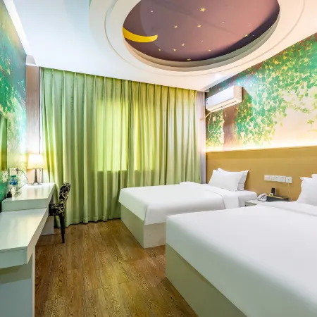 Youth City Mini Hotel (Wuhan Institute of Engineering Science and Technology) Отели рядом с достопримечательностью «Wuhan Institute of Engineering and Technology - Northwest Gate»