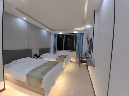 Junyi Hotel Отели рядом с достопримечательностью «Ming and Qing Ancient Buildings»