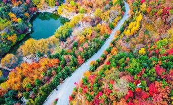 Floral Hotel · Valley Haven Private Spring Courtyard Hotel