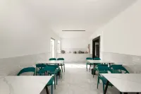 Huijin Business Hotel