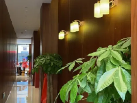 Xin Xili Hotel (Xingfu) Hotel di Napo County