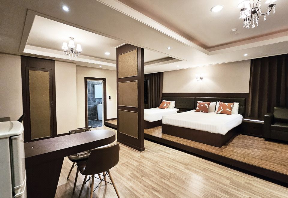 Pungnam Tourist Hotel Over view