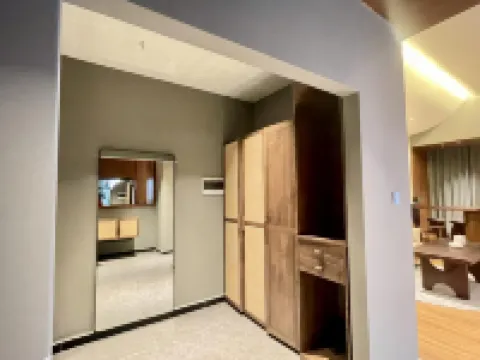 Lancang Jingmai Mansion Hotel & Fun Water World