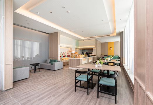 컨트리 인 앤 스위트