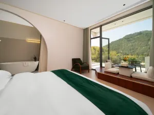 Mingyuejian · Designer Intelligent Homestay (Tianzhu Mountain Scenic Area)