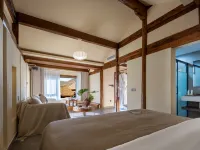 Shaxi Grain Guesthouse โรงแรมในเจียนฉวน