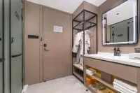 Meicheng Huanzhu Hotel (Shucheng Meihelu Kela International Plaza) Hotels in Shucheng