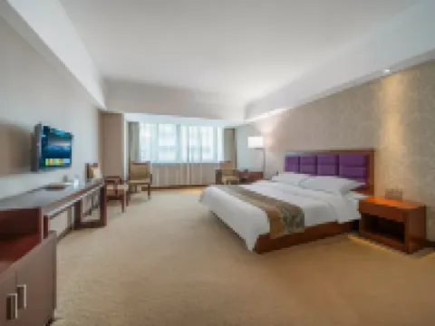 Zhengzhou Hotel Hotels near Zhengzhou Erqi Memorial Hall