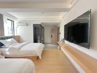 Jianchuan Apeng Holiday Hotel - Bãi đậu xe