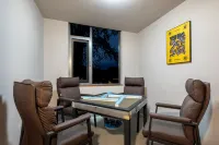 Growing in the Alley Homestay