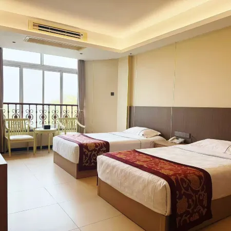 Lushan Hot Springs Hongtaoyuan Wellness Hotel