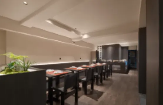Paris Mocha City Hotel (Wanda Plaza Qingyue City)