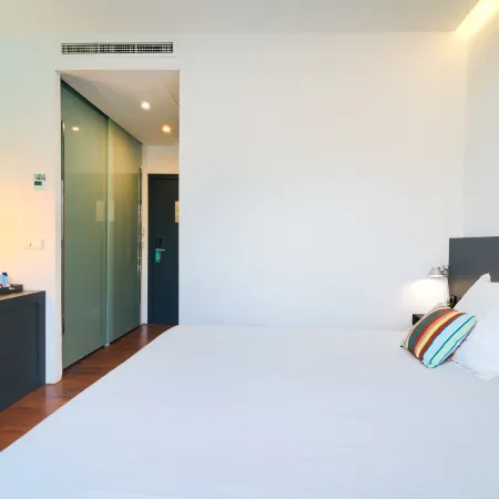 Hotel Atarazanas Отели рядом с достопримечательностью «Поблатс Маритимс»