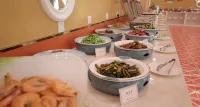 Xingkaihu International Grand Hotel Hotels in Mishan