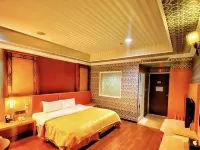 Hua Xiang Motel - Nanzih โรงแรมใกล้สถานี Nanzih Export Processing Zone Station