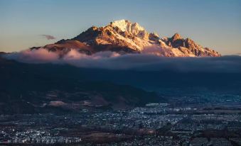 Manbai Haoting Hotel (Lijiang Ancient City)