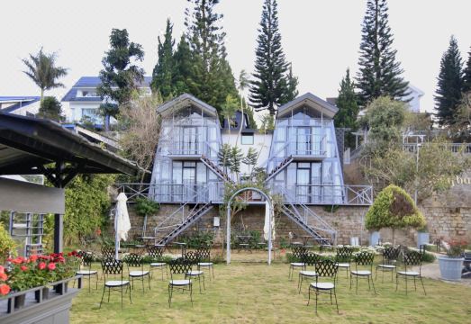 4. DD 호스피탈리..