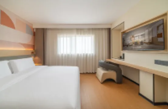 Elong Me Anlai Hotel (Pingtan Island Longwangtou Beach)