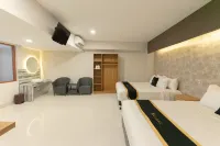 Class Premium Guest House Hotels in Sukun