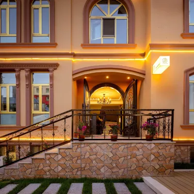 Youran Inn B&B (Yining People's Park Branch) Hotels near Huiyuan Ancient City History and Culture Exhibition Hall
