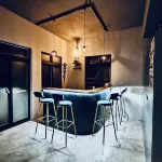 Hide Inn - بار