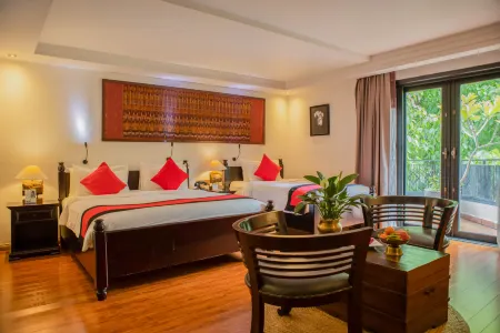 La Rose Suites